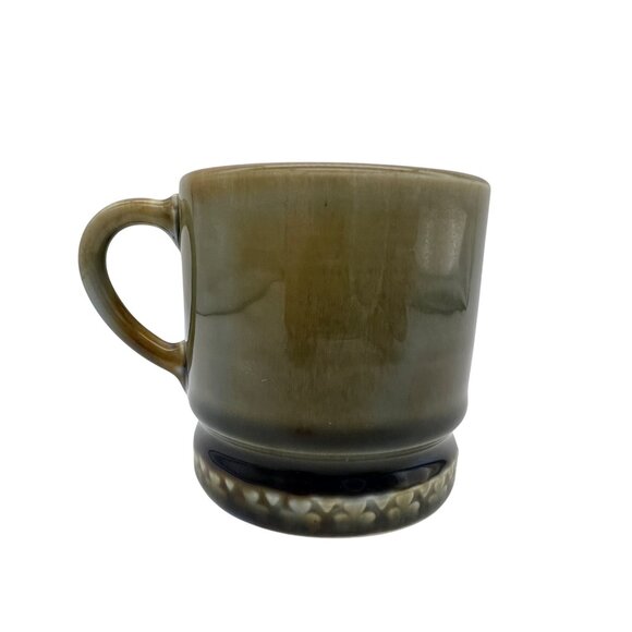 Vintage Wade Irish Porcelain Finn MacCool Folk-Art Mug 3″ Made in Ireland - Picture 2 of 6